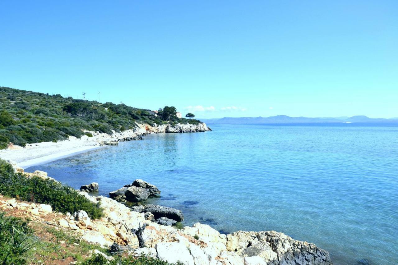Blu Marlin Villa SantʼAntìoco Exterior foto